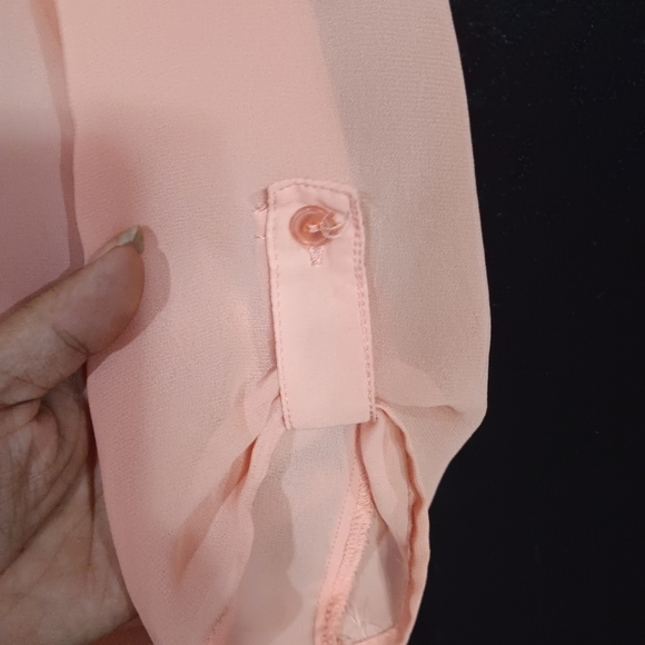 Peach colored rue 21 size L sheer blouse with lace accents - Picture 3 of 4